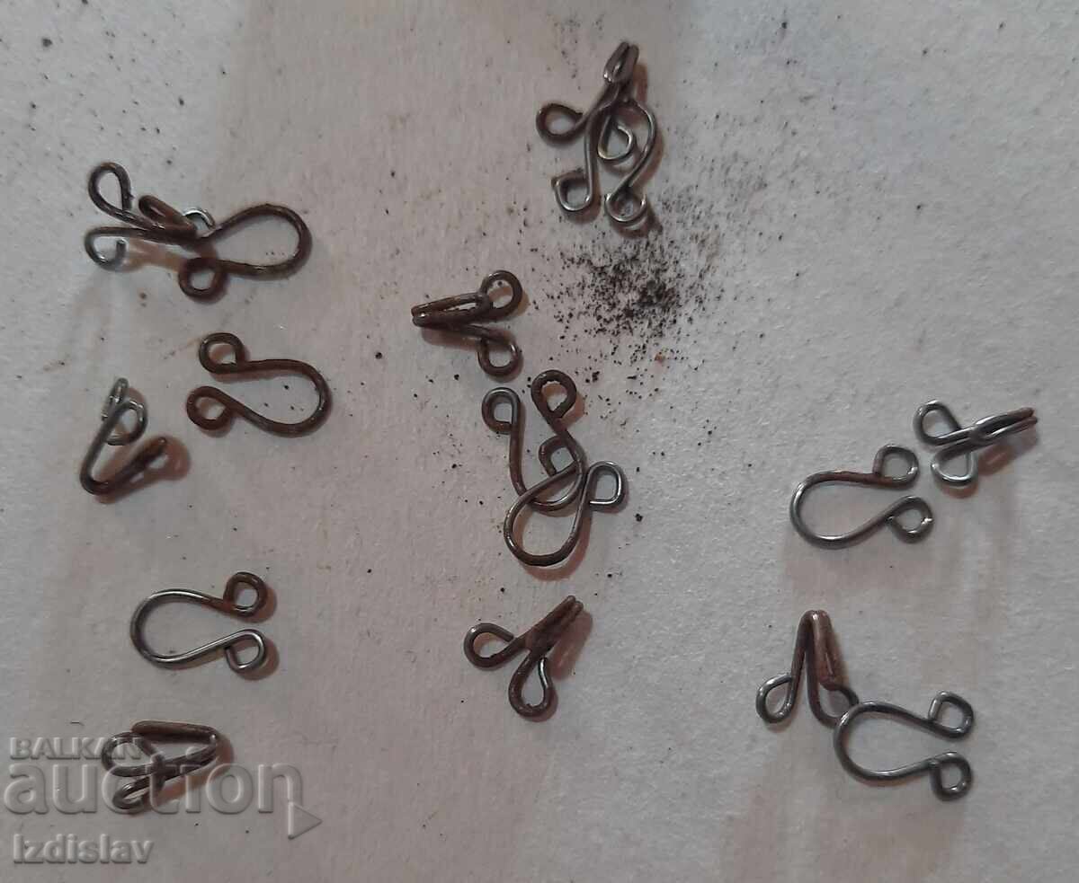Παλιά κουμπιά με σύρμα Βασίλειο της Βουλγαρίας, για παραδοσιακές φορεσιές, στολές με τιμή 20.00 BGN | € 10.23