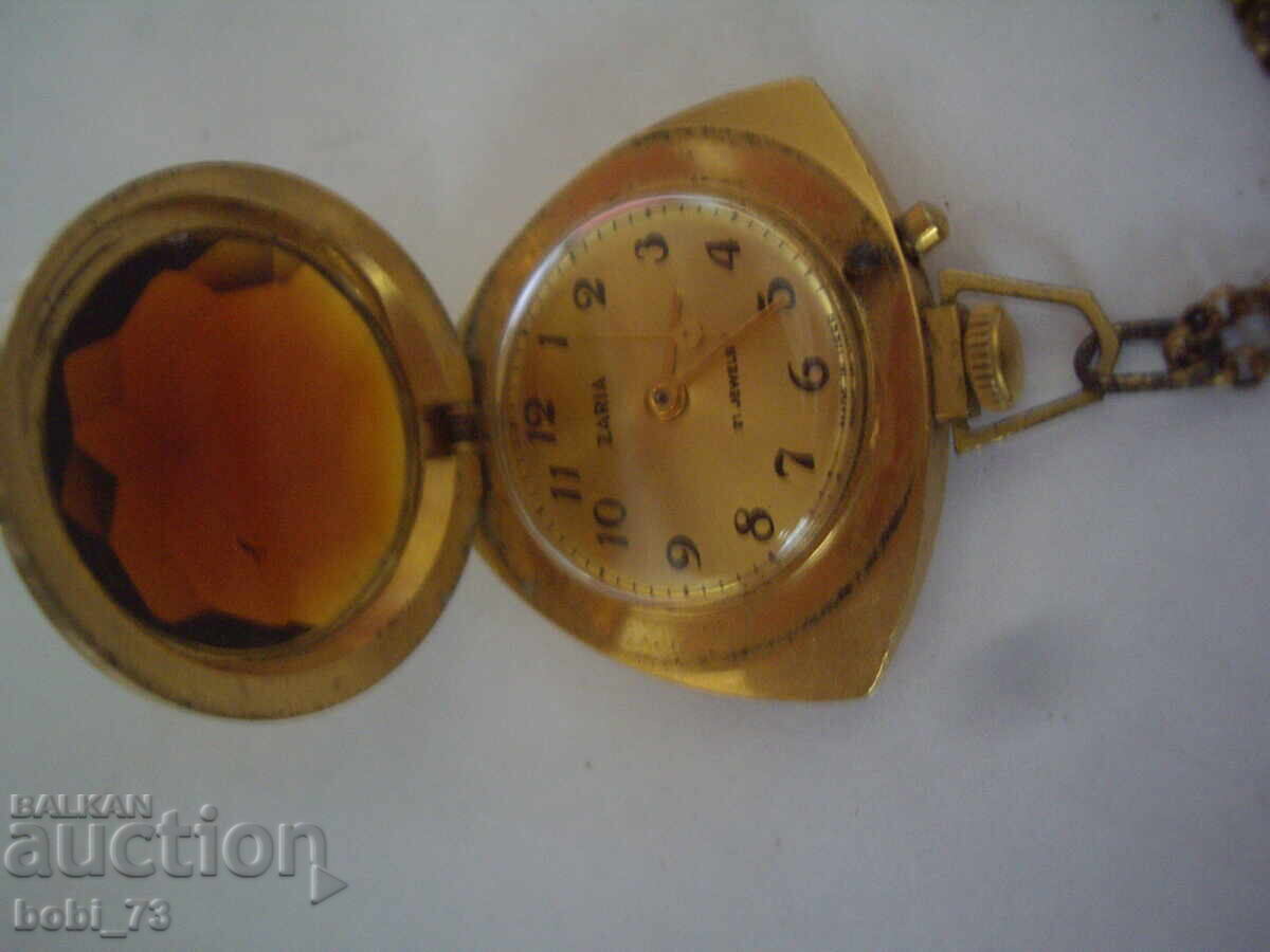 Licitație Ceas rusesc de damă, placat cu aur, de gât Licitație Ceas rusesc de damă, placat cu aur, de gât