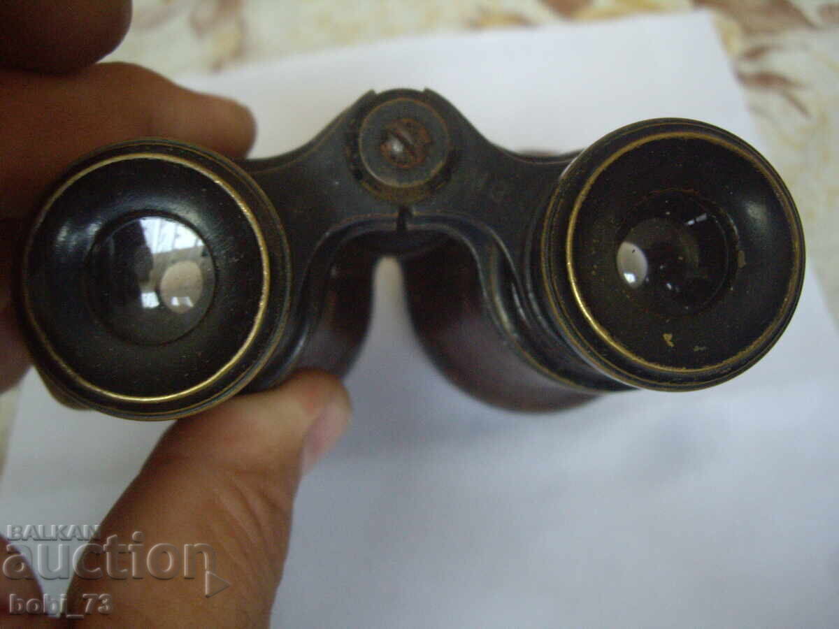 Παράδοση Παλαιός μπρούτζινος κιάλια σε άριστη κατάσταση