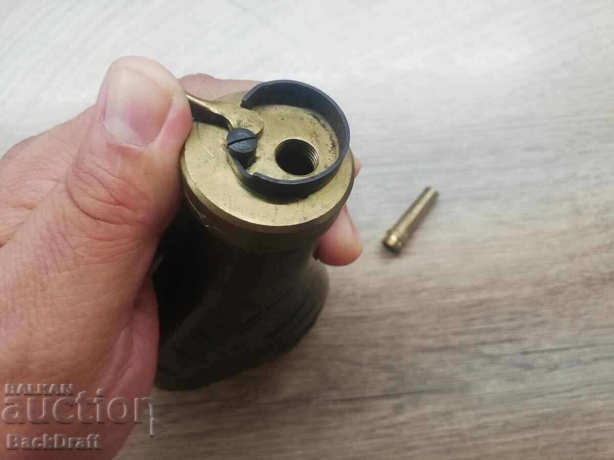 Релефна медна барутница,паласка, фишеклък, пищов, пушка - 5