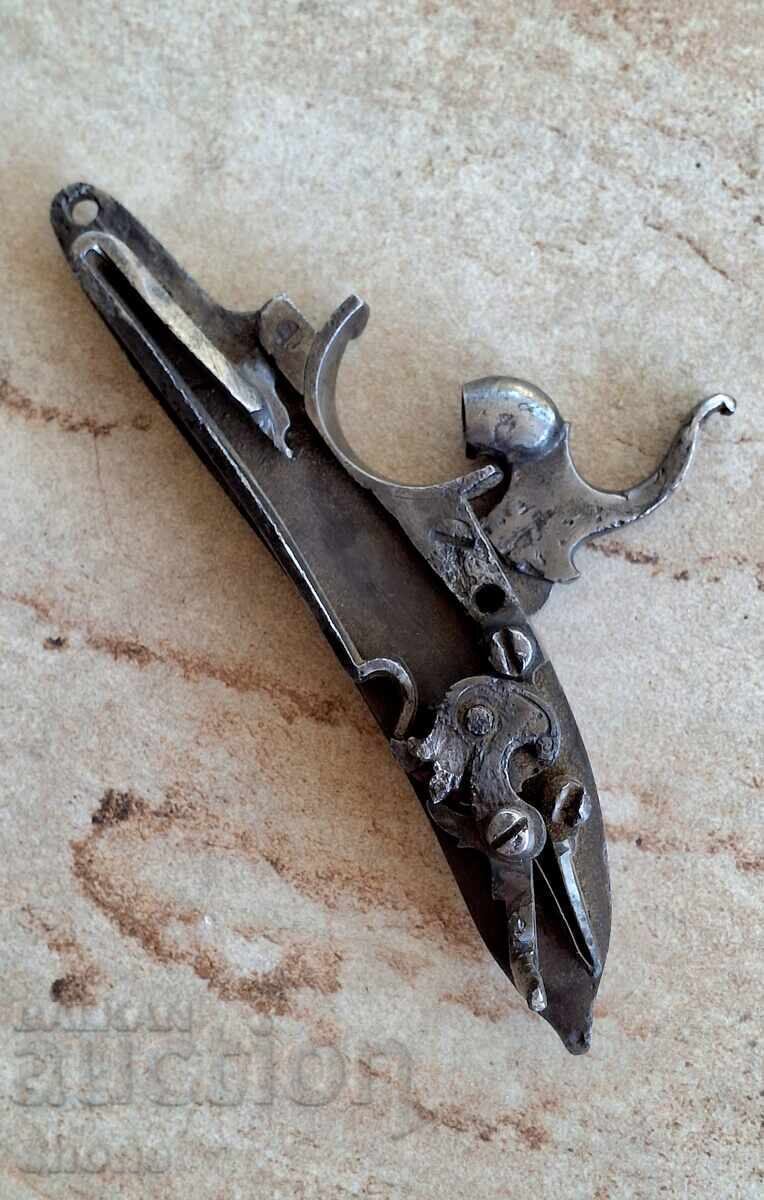 Μηχανισμός, πιστόλι, πυρόλιθος, καψύλιο με τιμή € 178.95 | 350.00 BGN