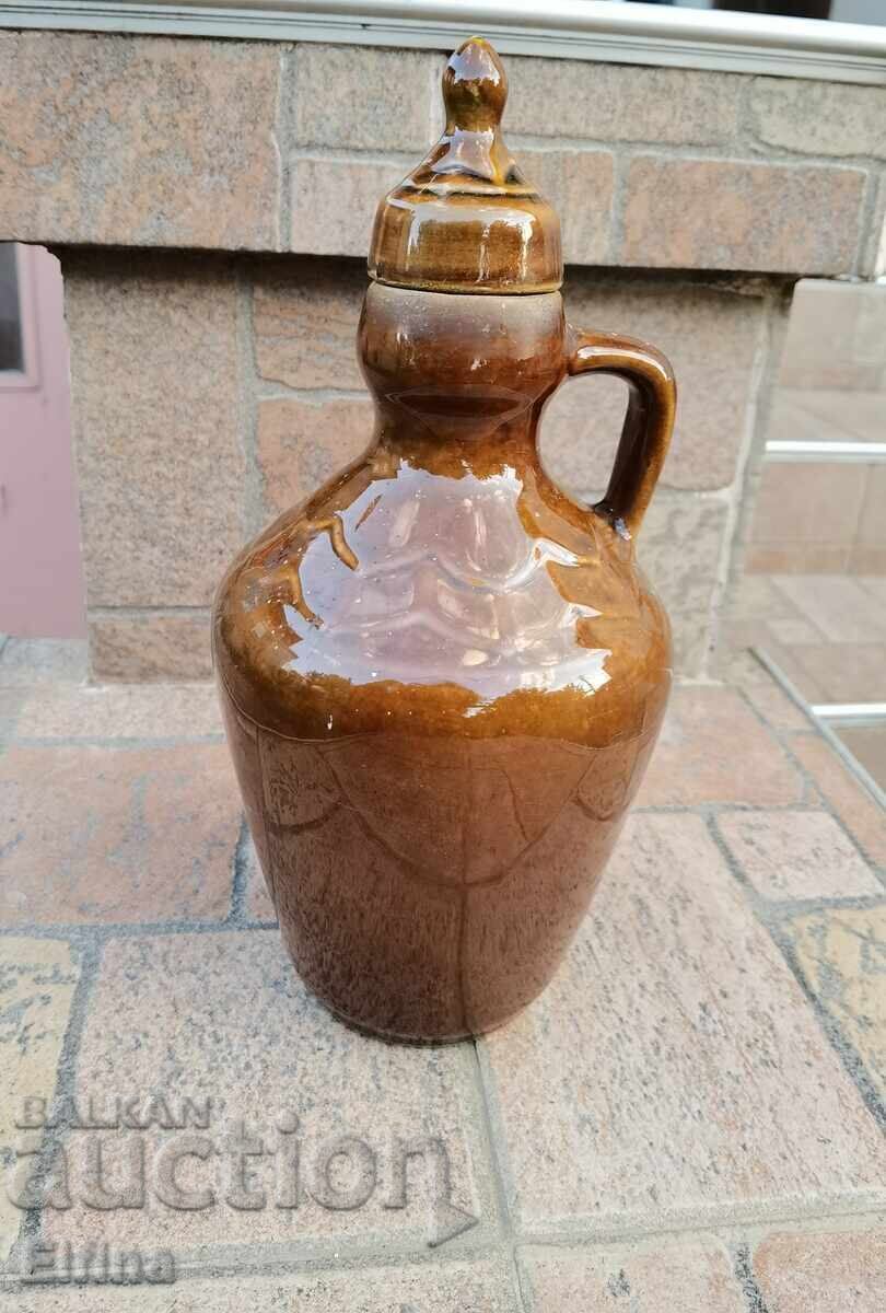 De vânzare vas ceramic autentic lucrat manual cu capac De vânzare vas ceramic autentic lucrat manual cu capac