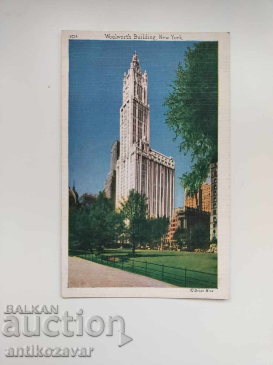 Old postcard of the Woolworth Building, New York 1936