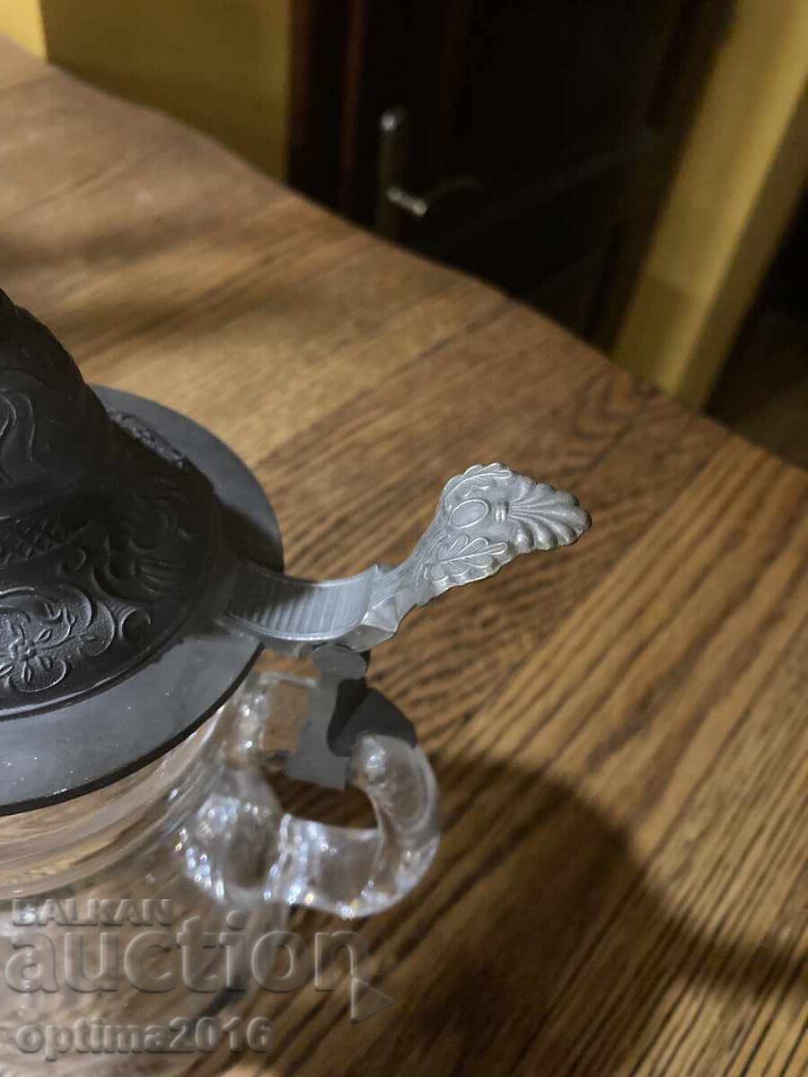 Auction Antique Mug 2 Auction Antique Mug 2