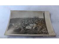 Снимка Люлинъ Младежи и девойки на пикник 1930