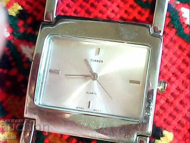 Παράδοση Λοτ από 4 ολοκαίνουργια ρολόγια, λειτουργούν, δεν έχουν μπαταρία