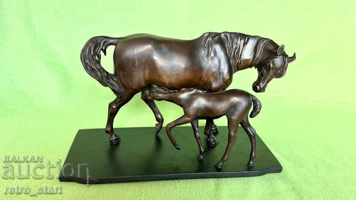 Аукцион Скулптура, КОБИЛА И НЕЙНОТО ЖРЕБЧЕ, автор: Pierre-jules Mene Аукцион Скулптура, КОБИЛА И НЕЙНОТО ЖРЕБЧЕ, автор: Pierre-jules Mene
