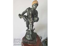 Стара френска бронзова скулптура/фигура на пожарникар Moreau