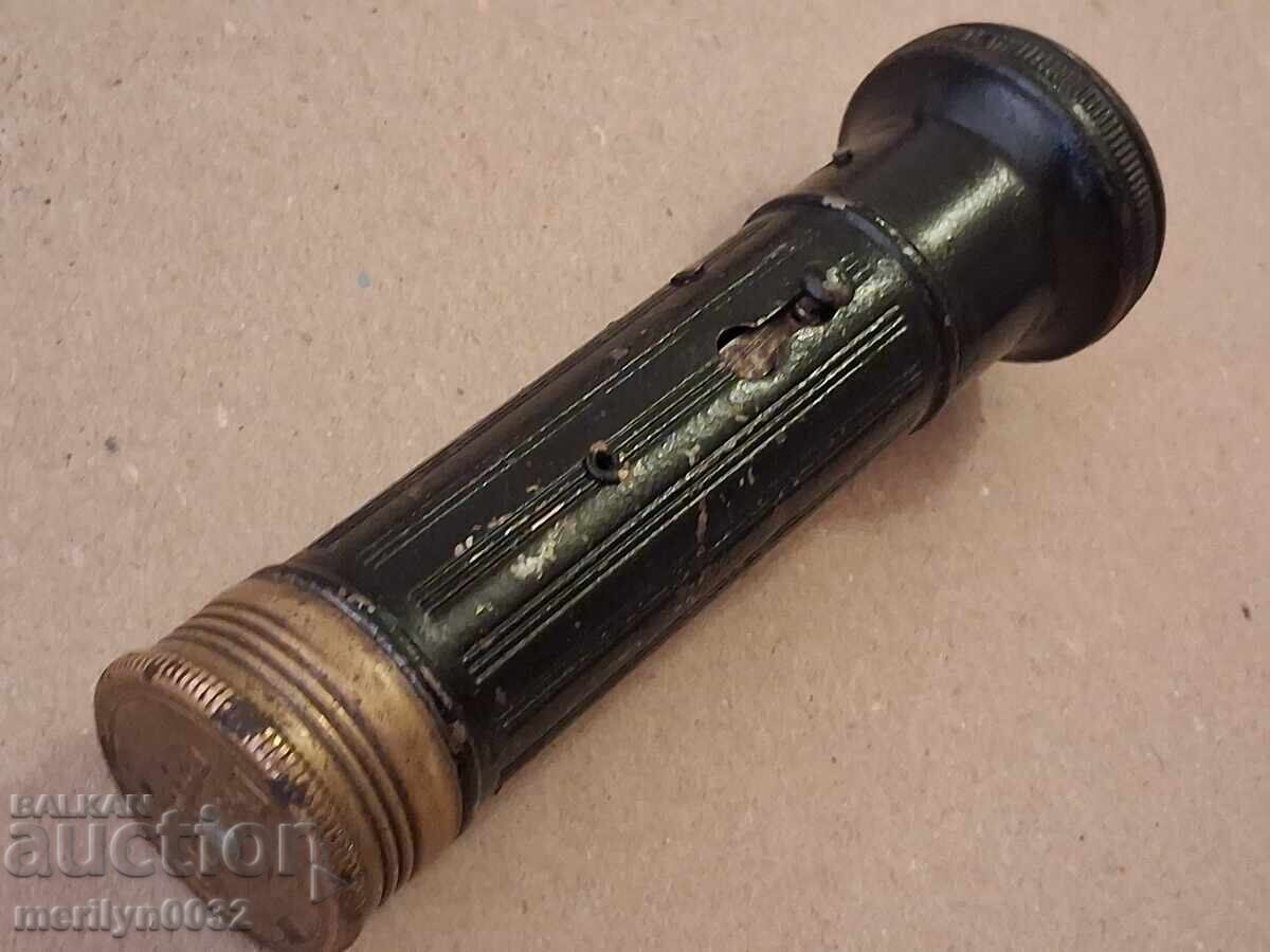 Старо фенерче DAIMON лампа прожектор ВЕРМАХТ WW2 с цена 59.00 лв. | € 30.17 Старо фенерче DAIMON лампа прожектор ВЕРМАХТ WW2 с цена 59.00 лв. | € 30.17