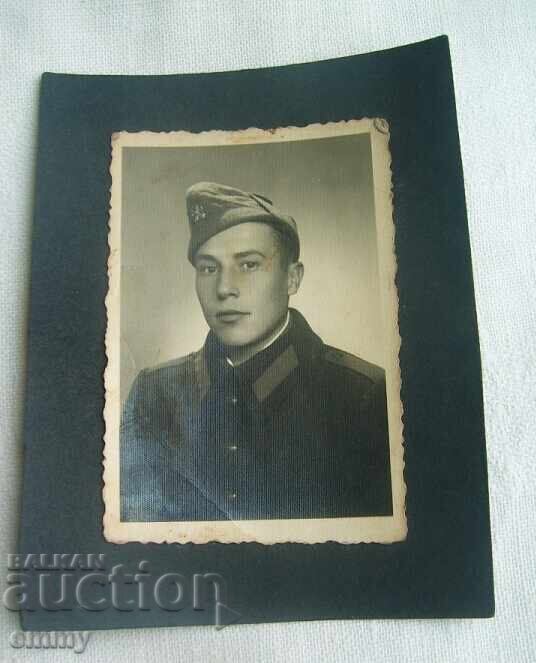 Παλιά φωτογραφία - στρατιώτης, στολή