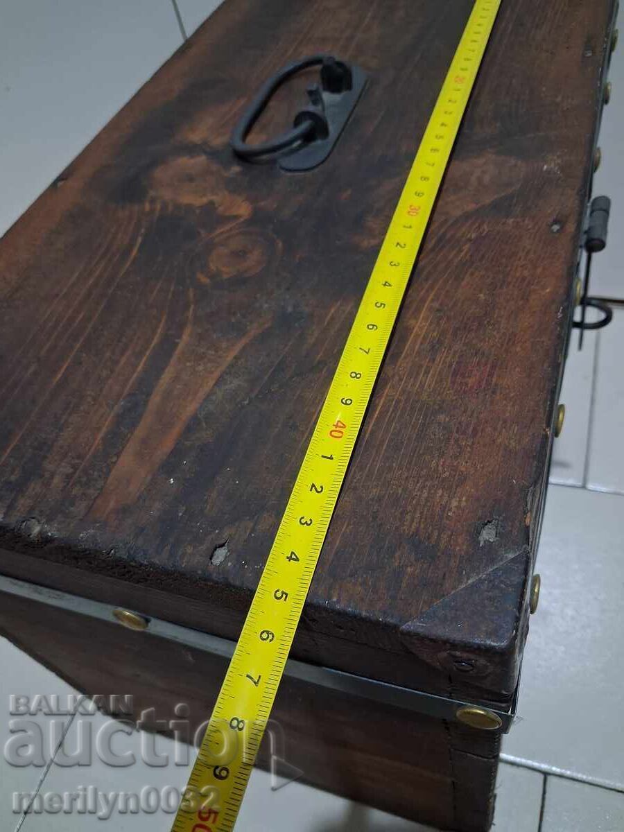 Παράδοση Κουτί σεντούκι