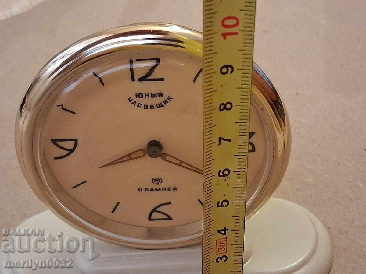 Съветски настолен часовник "Юньй Часовщик" - СССР - 5