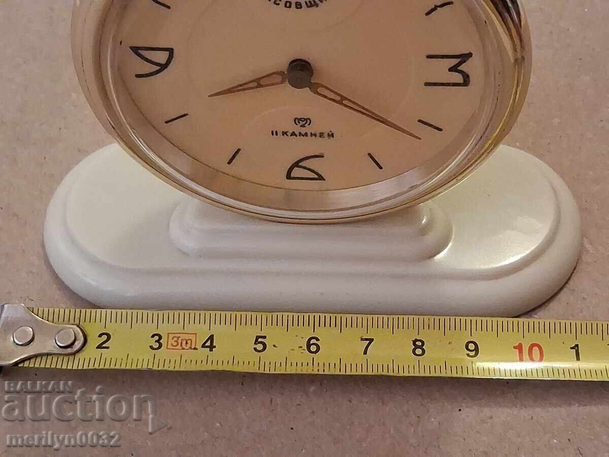Съветски настолен часовник "Юньй Часовщик" - СССР - 6