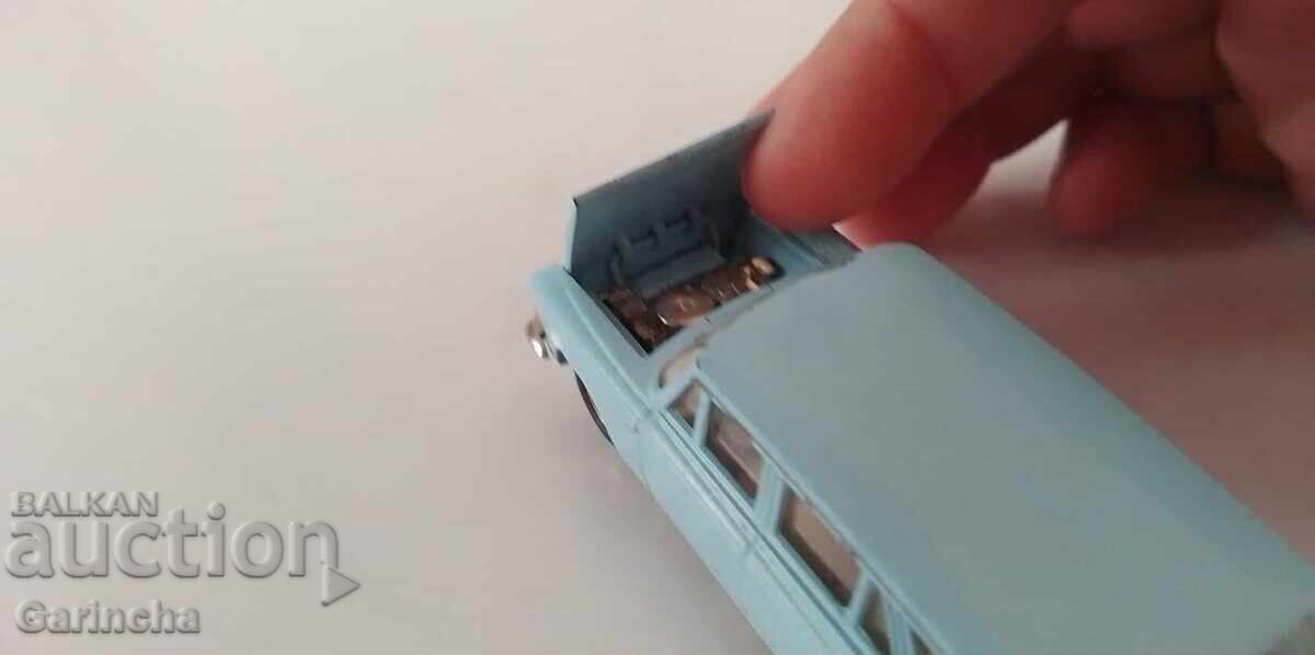 Δημοπρασία Μοσκριβιτς 427 ΕΣΣΔ 1/43