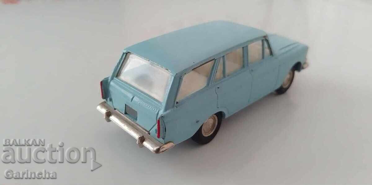 Delivery of Moskvich 427 USSR 1/43