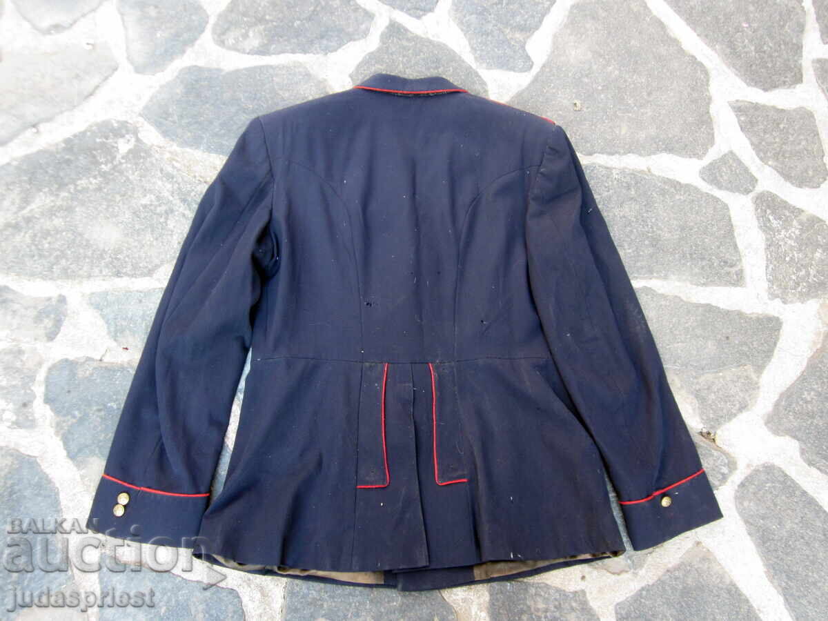 Βουλγαρικό στρατιωτικό σακάκι στρατηγού, υποστράτηγου με επωμίδες με τιμή 130.00 BGN | € 66.47 Βουλγαρικό στρατιωτικό σακάκι στρατηγού, υποστράτηγου με επωμίδες με τιμή 130.00 BGN | € 66.47