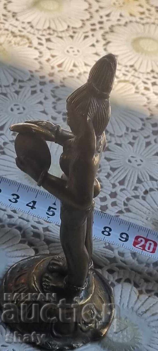 Sculptură veche din bronz. Figură - 5