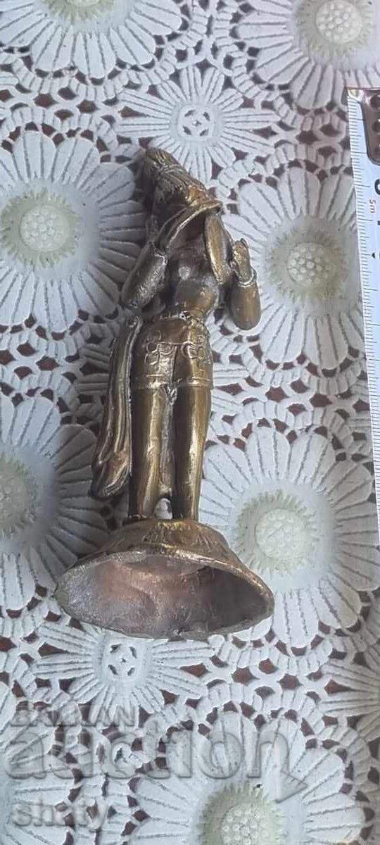 Sculptură veche din bronz. Figură