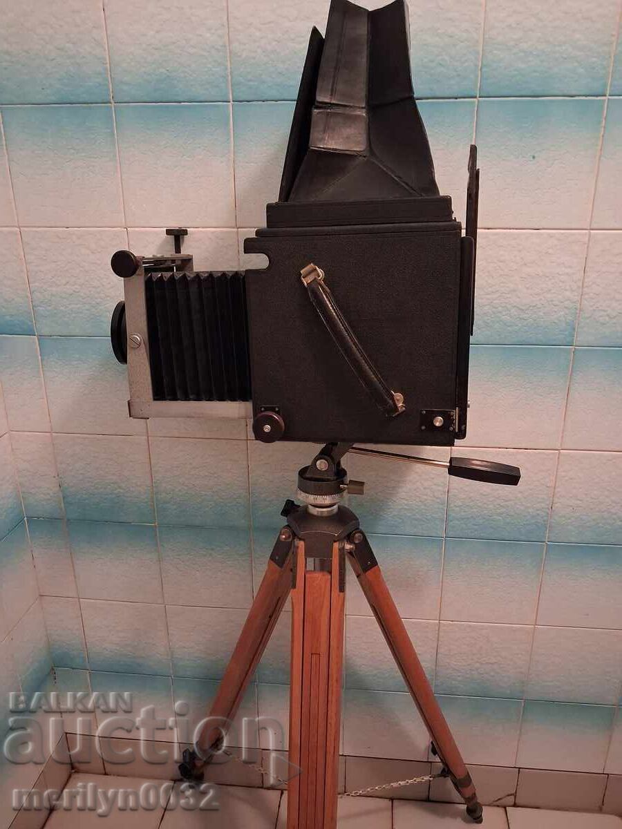 Доставка на Професионален фотоапарат студио Carl Zeiss Jena GDR трипод Р