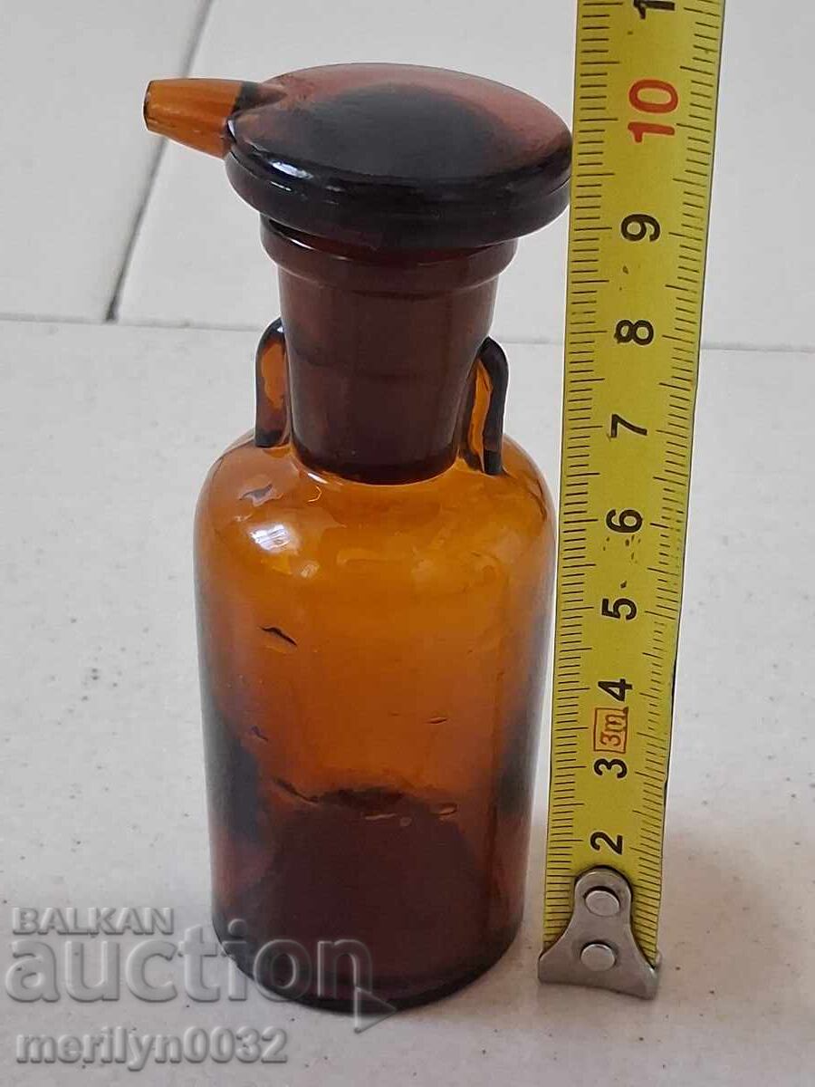 Delivery of Old medical dropper bottle Delivery of Old medical dropper bottle