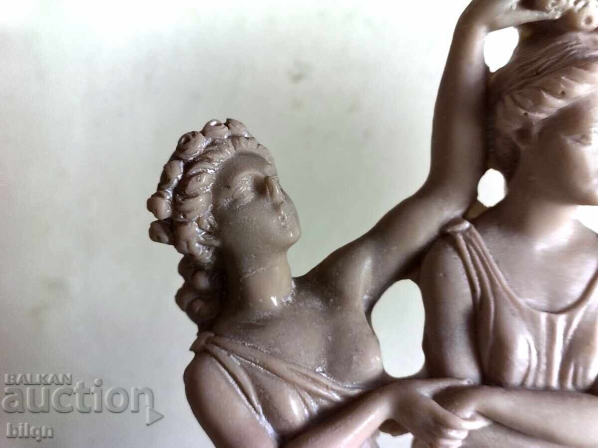 Delivery of Wonderful Statuette of the Three Graces