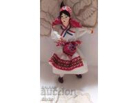 Φιγούρα παραδοσιακής φορεσιάς 1