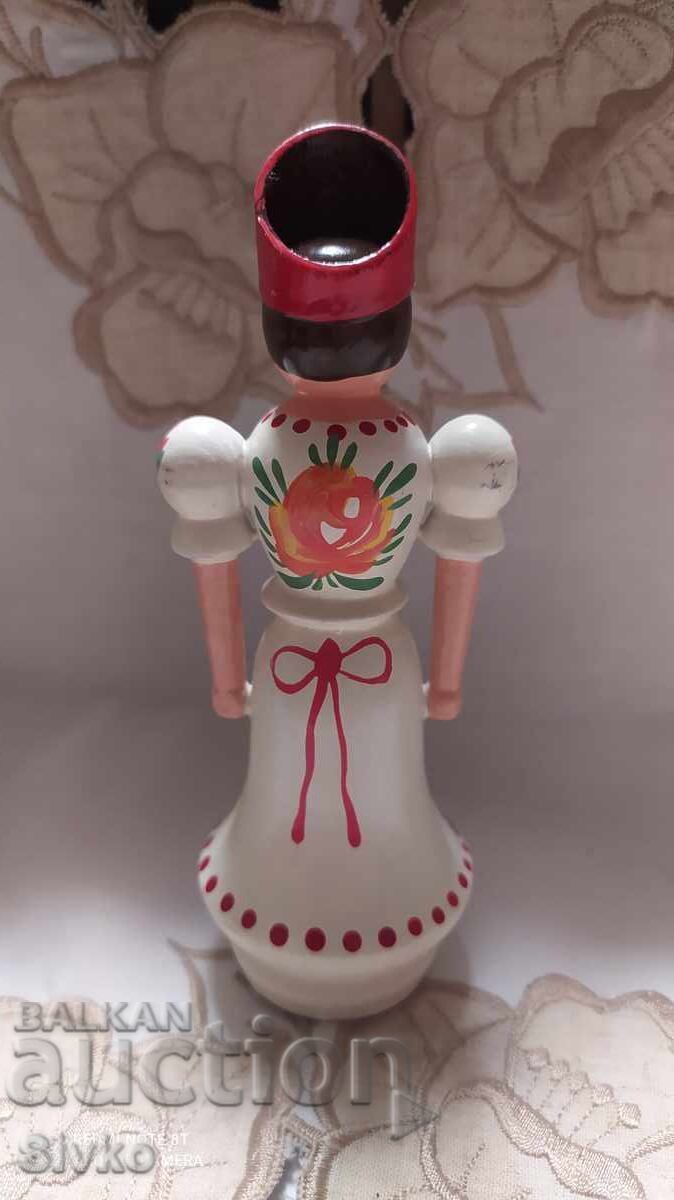 Φιγούρα με παραδοσιακή φορεσιά 2 με τιμή 0.99 BGN | € 0.51