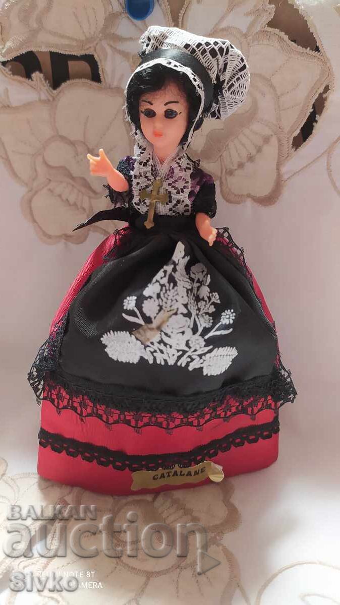 Figurine of ethnic costume 5