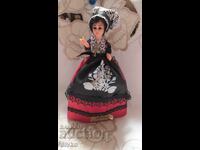 Фигурка етно носия 5