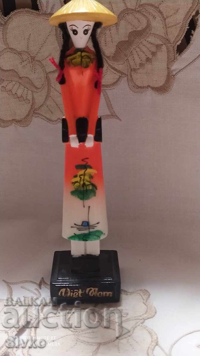 Φιγούρα παραδοσιακής φορεσιάς 7