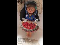 Фигурка етно носия 9