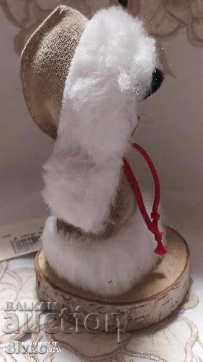 Delivery of Figure of ethnic costume 13