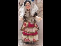 Фигурка етно носия 14