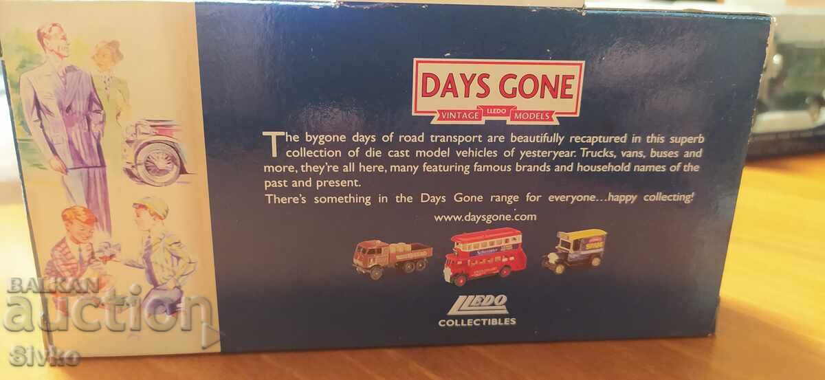 Stroller, truck, model with price 9.99 BGN | € 5.11 Stroller, truck, model with price 9.99 BGN | € 5.11