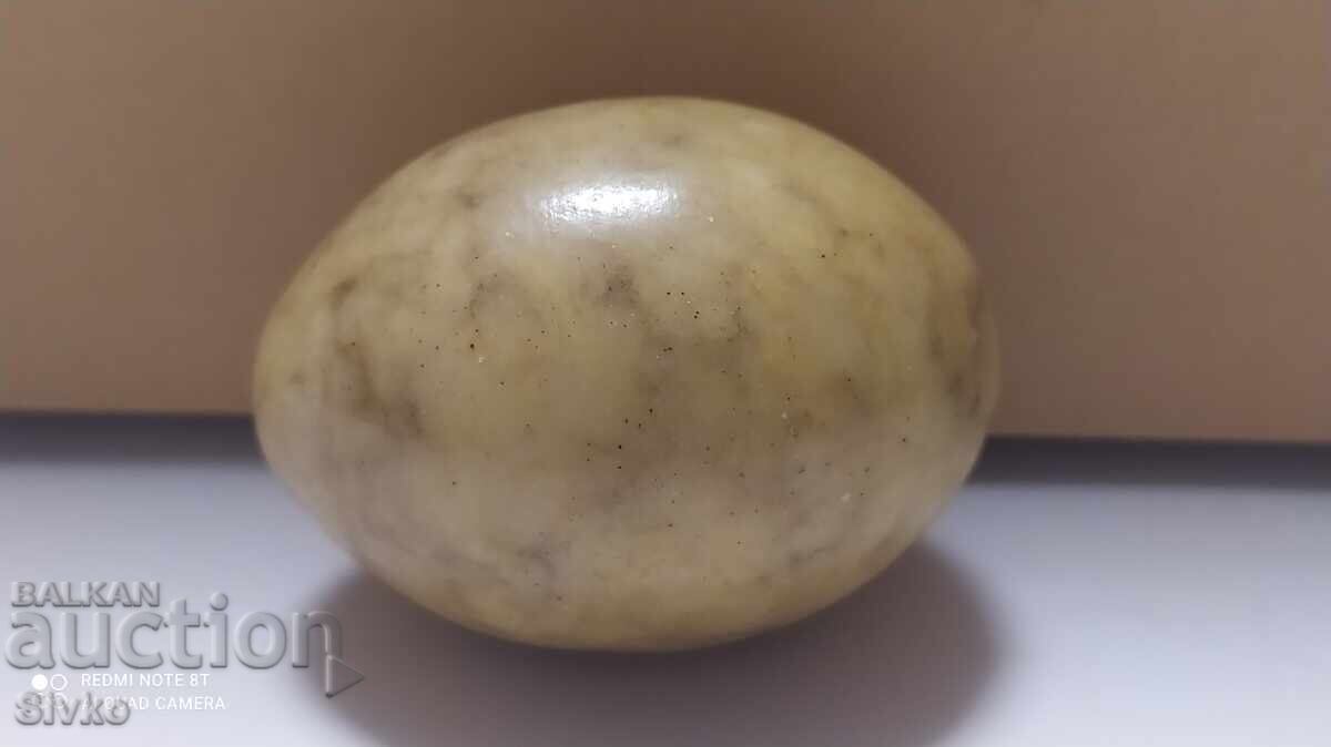 Естествен полускъпоценен камък с форма на яйце 1 с цена 9.99 лв. | € 5.11