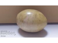 Естествен полускъпоценен камък с форма на яйце 1