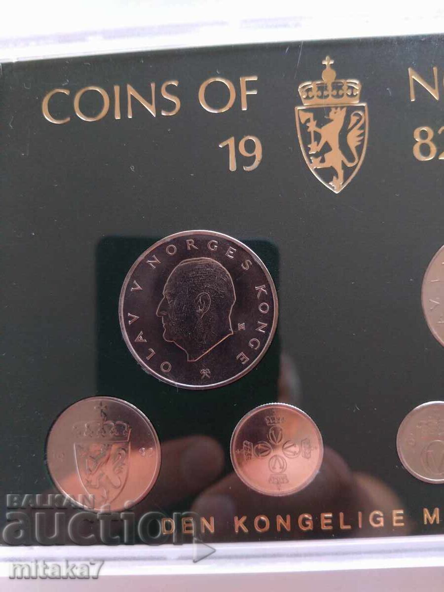 Сет монети, Норвегия, 1982г. с цена 14.00 лв. | € 7.16 Сет монети, Норвегия, 1982г. с цена 14.00 лв. | € 7.16