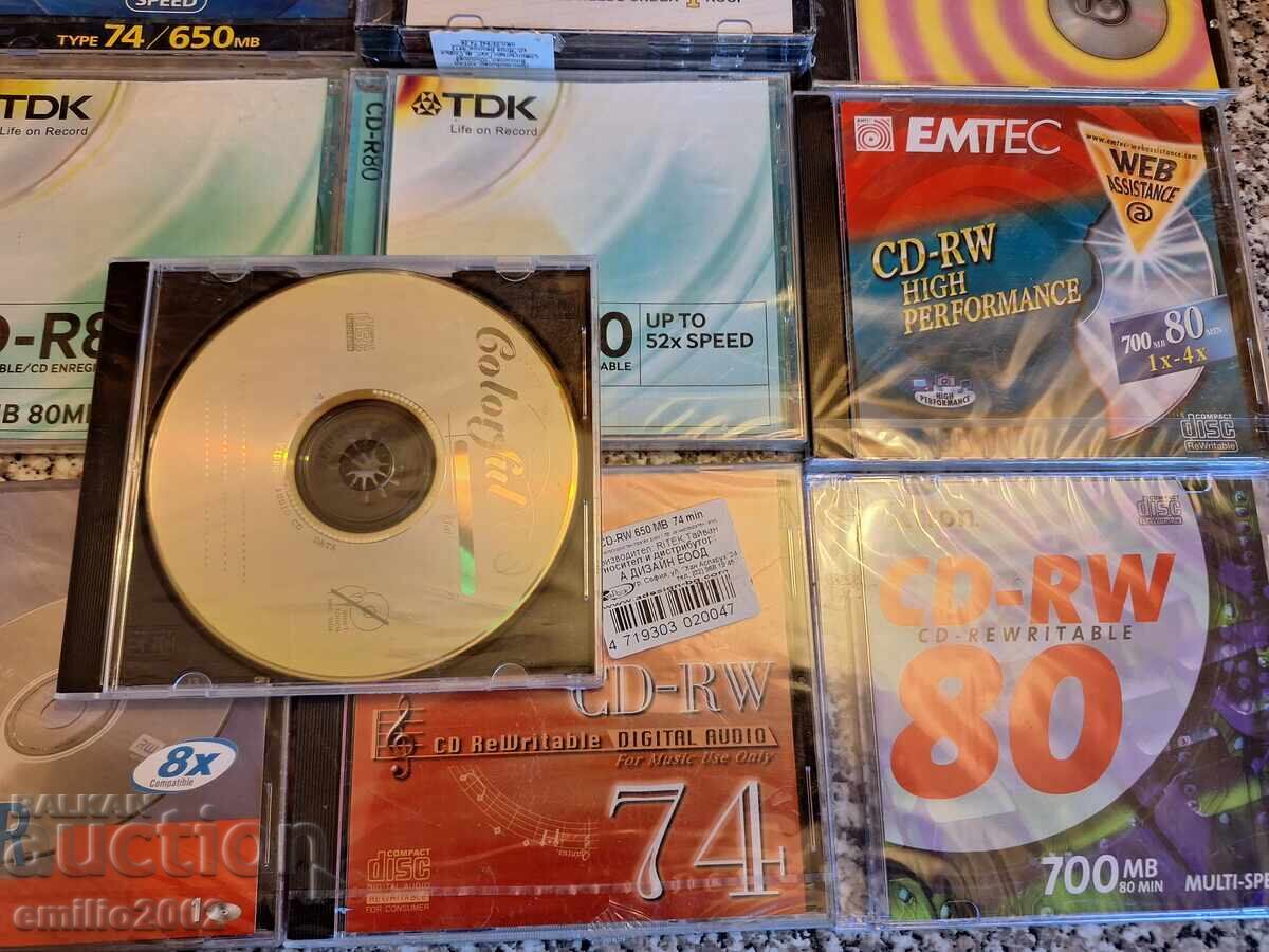 Δίσκοι Compact και DVD ανοιγμένοι - 5