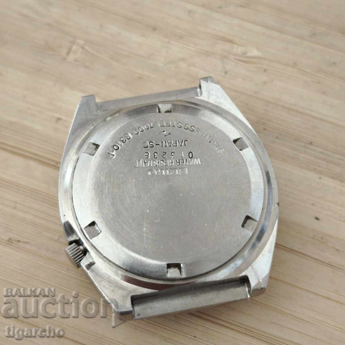 Ρολόι SEIKO 5 με τιμή 110.00 BGN | € 56.24 Ρολόι SEIKO 5 με τιμή 110.00 BGN | € 56.24