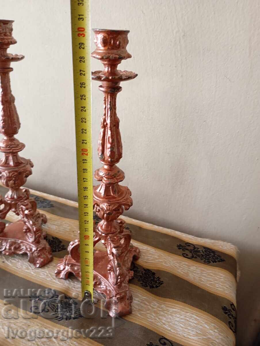 Auction  Baroque Candlestick Set