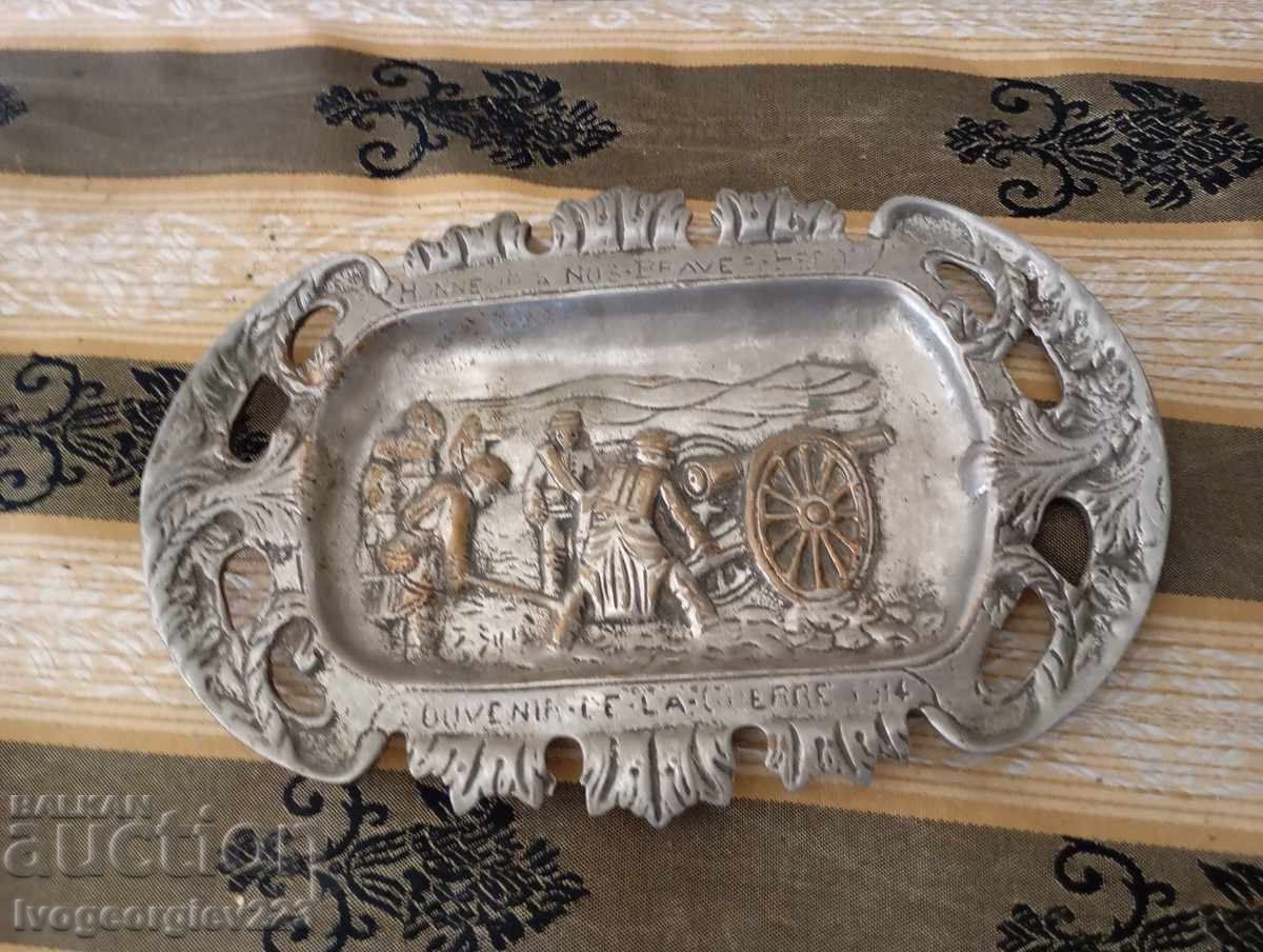 Victorian-motif ashtray