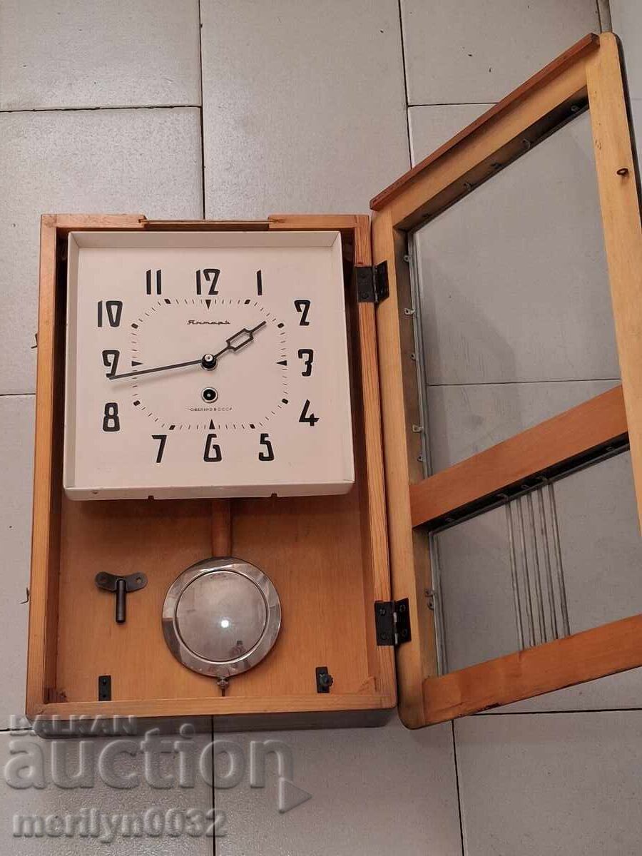 Delivery of Wall clock "Yantar" USSR Works