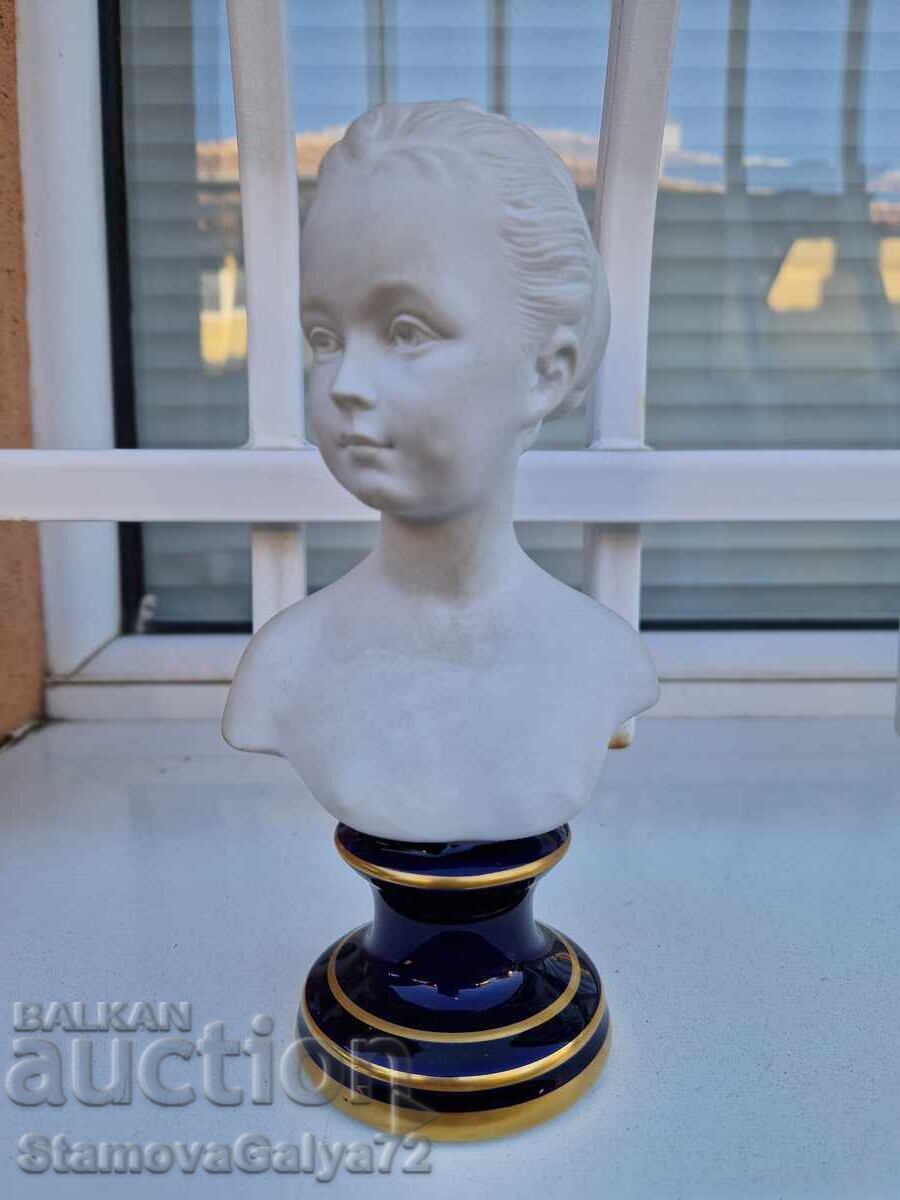 Beautiful Antique French Porcelain Bust Figure Limoges with price € 50.62 | 99.00 BGN Beautiful Antique French Porcelain Bust Figure Limoges with price € 50.62 | 99.00 BGN