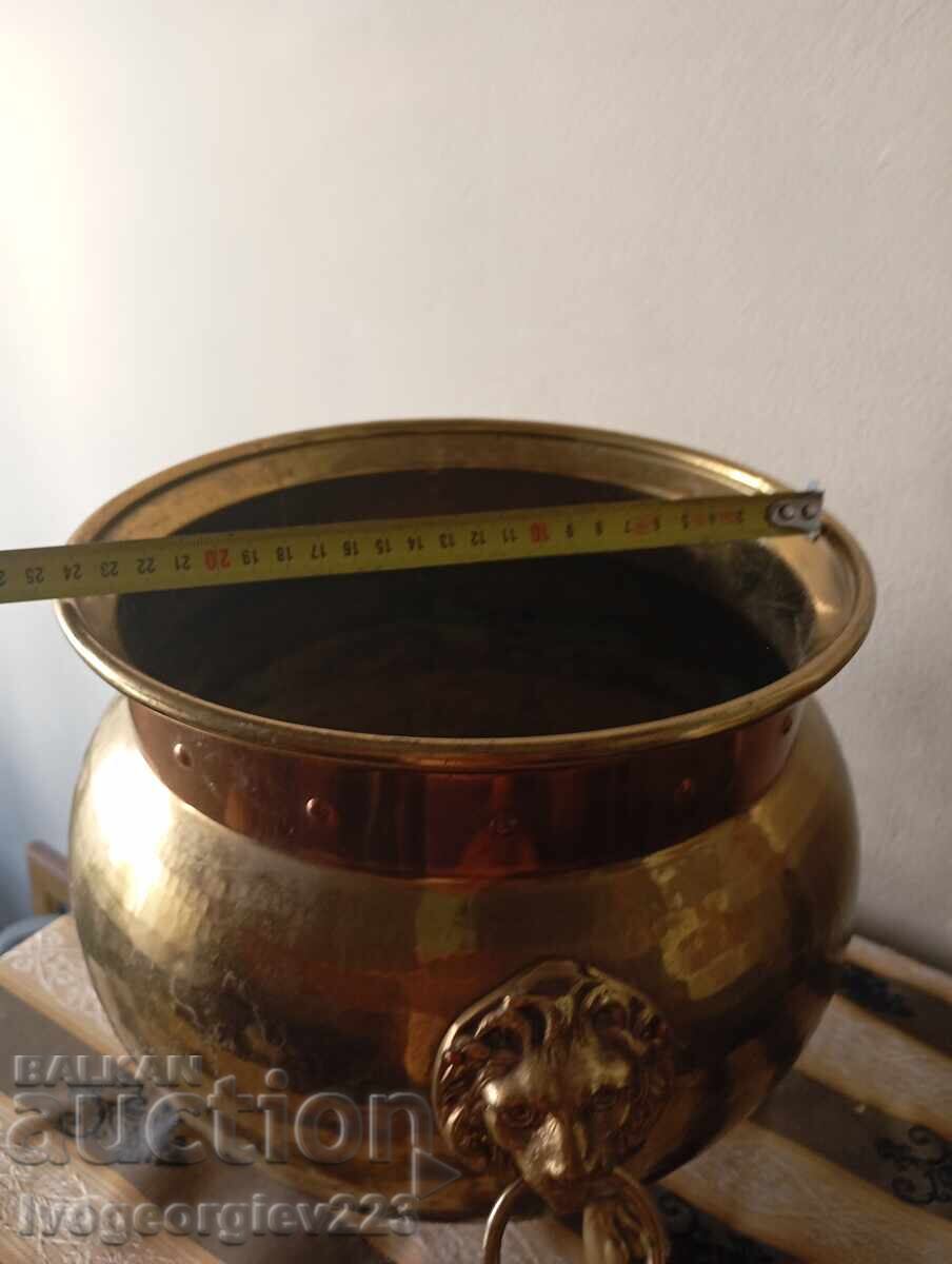 Licitație Ghiveci vechi, jardiniere