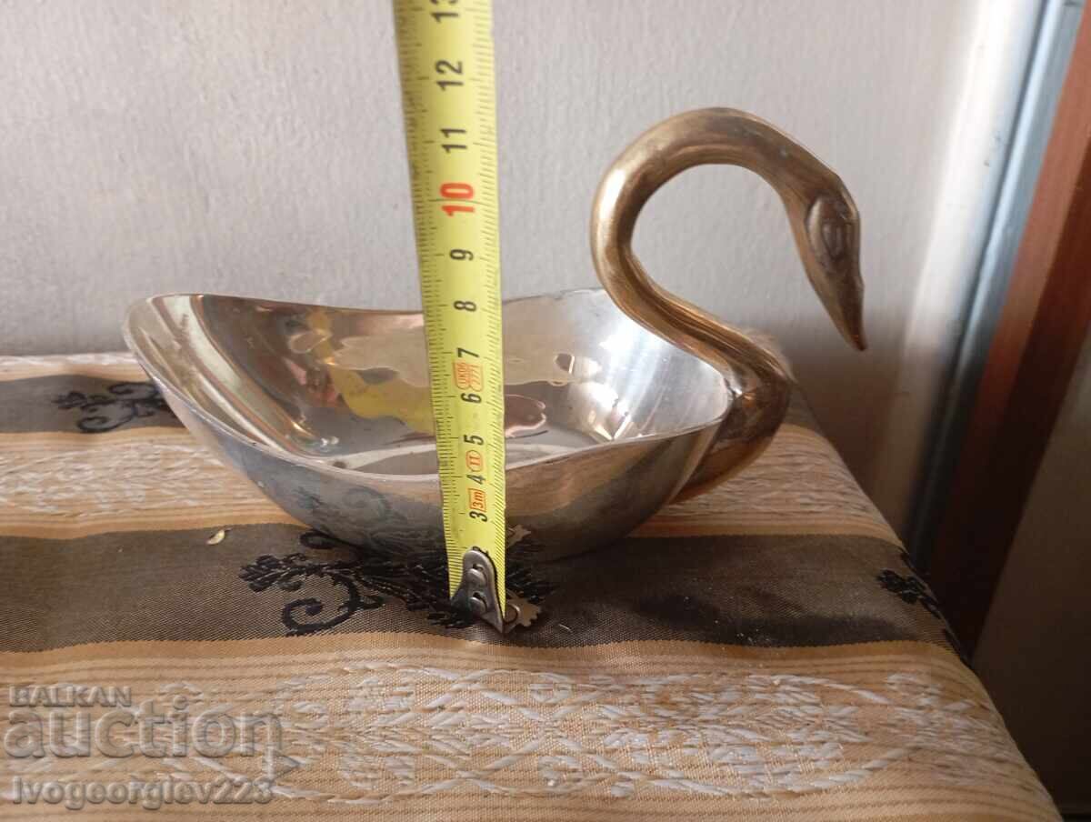 Auction Set of three nut bowls Auction Set of three nut bowls