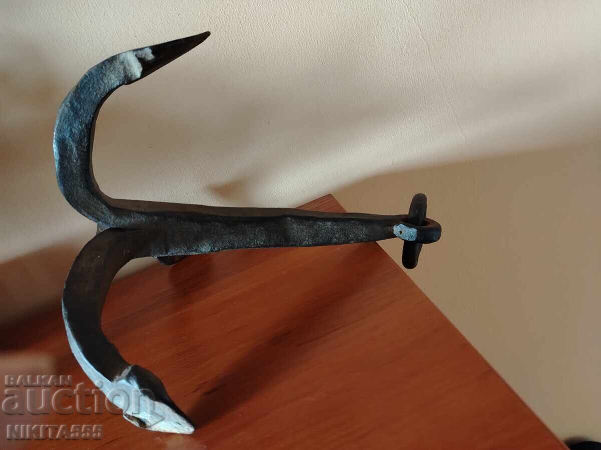 Small antique iron anchor - 7 Small antique iron anchor - 7