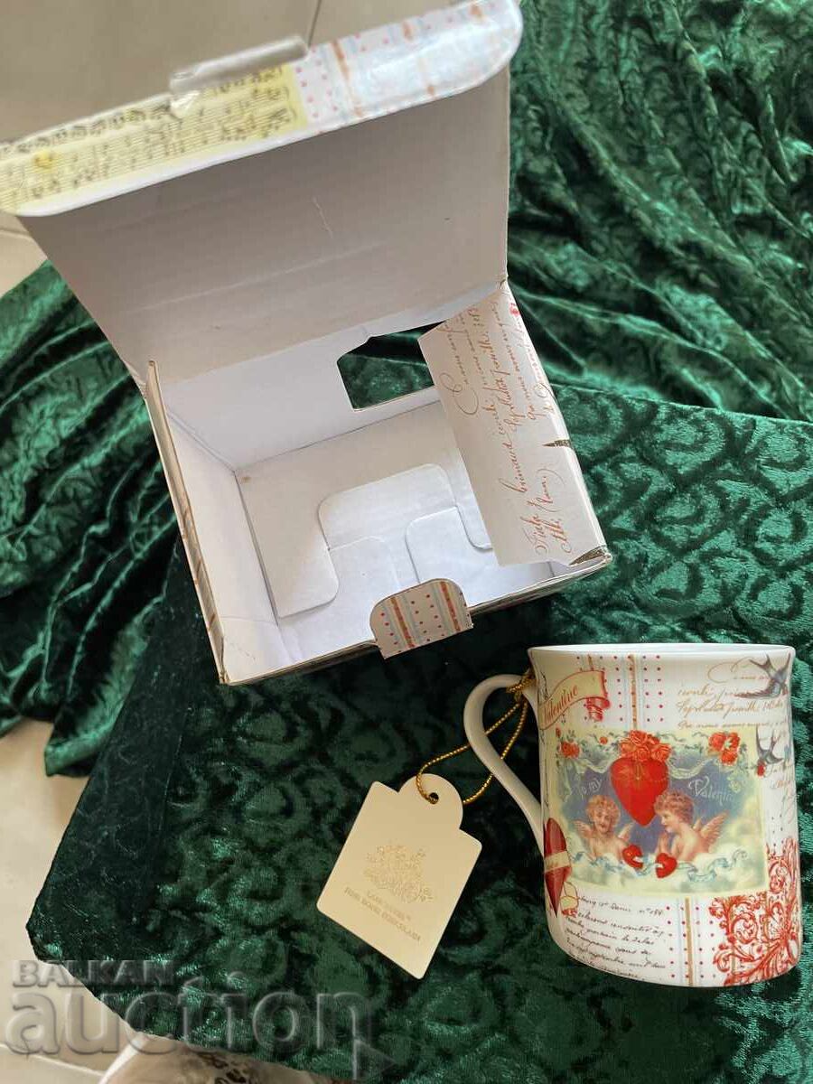 Κύπελλο - 8,5/7,5 εκ., Αγγλία με τιμή 14.95 BGN | € 7.64 Κύπελλο - 8,5/7,5 εκ., Αγγλία με τιμή 14.95 BGN | € 7.64