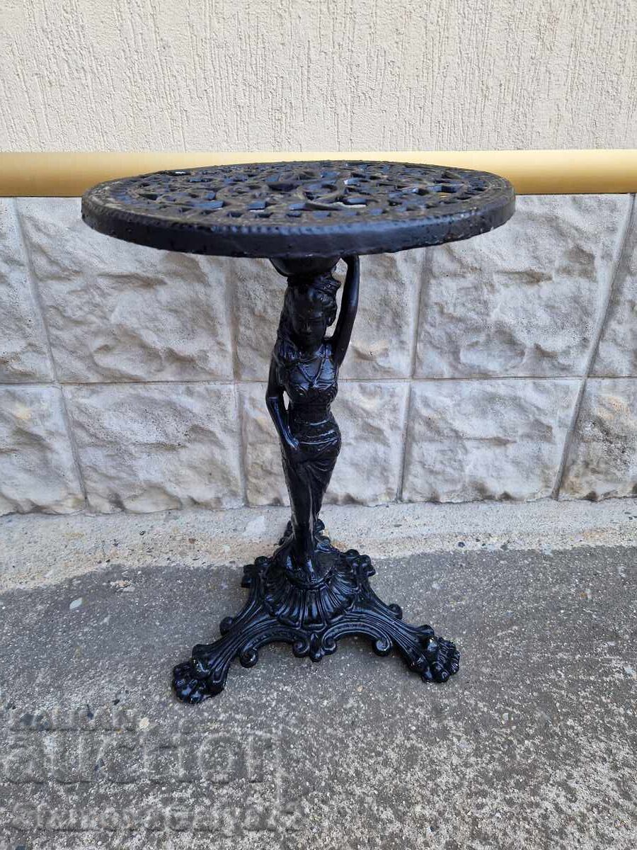 Δημοπρασία Υπέροχο αντίκα μεταλλικό βοηθητικό τραπεζάκι κήπου