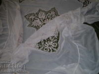 Pătură antică mare de pat cu volane din dantelă