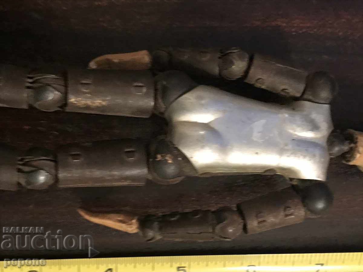 Ενα παιχνίδι - 5 Ενα παιχνίδι - 5